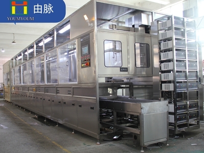 五金工业用机械臂式全自动超声波清洗机-由脉超声波清洗机设备品牌厂家