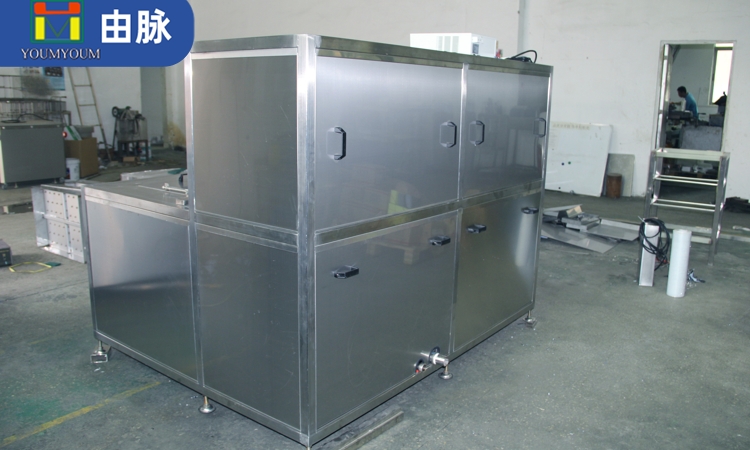 超声波清洗技术在塑料制品加工中有何特殊应用？.jpg